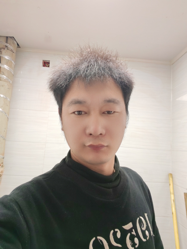 心与心的第一张照片--绥中闪婚服务中心